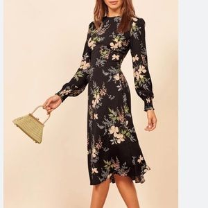 Reformation NWOT black floral Kirkland dress size 2